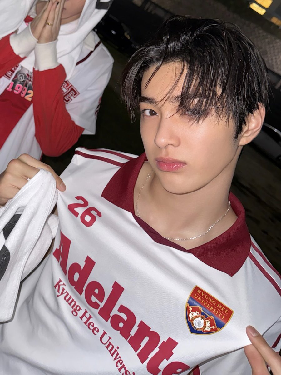 nxnuxo's tweet photo. 생긴거너무좋아서울음나옴 https://t.co/mml0iG47W8