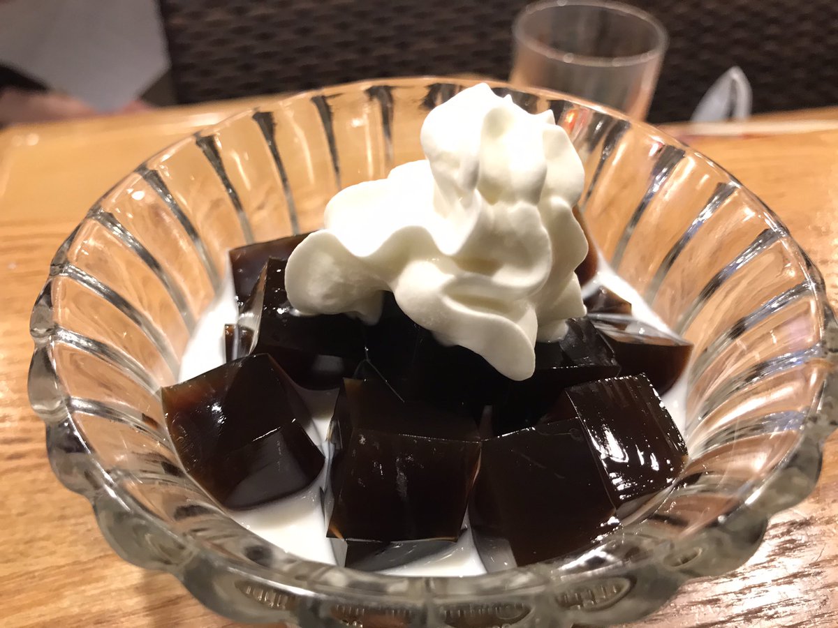 gimmick_kabuki's tweet photo. 【音尾】
你好(  °▽°)੭ꠥ⁾⁾
gimmick夜営業やってます。
食事甘味つまみ飲物酒と準備できてます。
何卒ご来店よろしくお願い申し上げます。
ちなみに明日は18時よりPFですが昼12時から16時までは通常通りランチ営業やってますよードゾよろしく(  °▽°)੭ꠥ⁾⁾ https://t.co/OeSrvHqZvC
