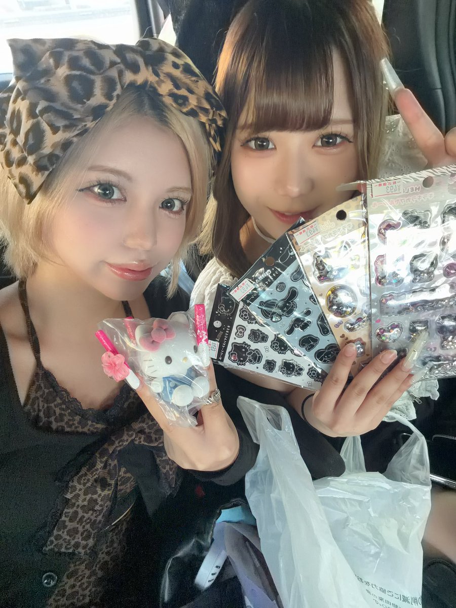 まかろん🍺💜 tweet media