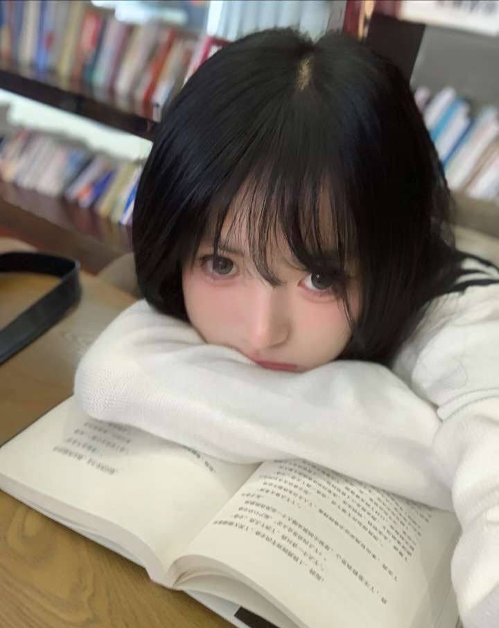 DesireeWas40731's tweet photo. 川音学生 可爱清纯系
170cm 筷子腿美少女
皮肤白嫩 无纹身
软萌甜妹 性格温柔
初次见面 乖巧听话 https://t.co/4LrUO10tQ6