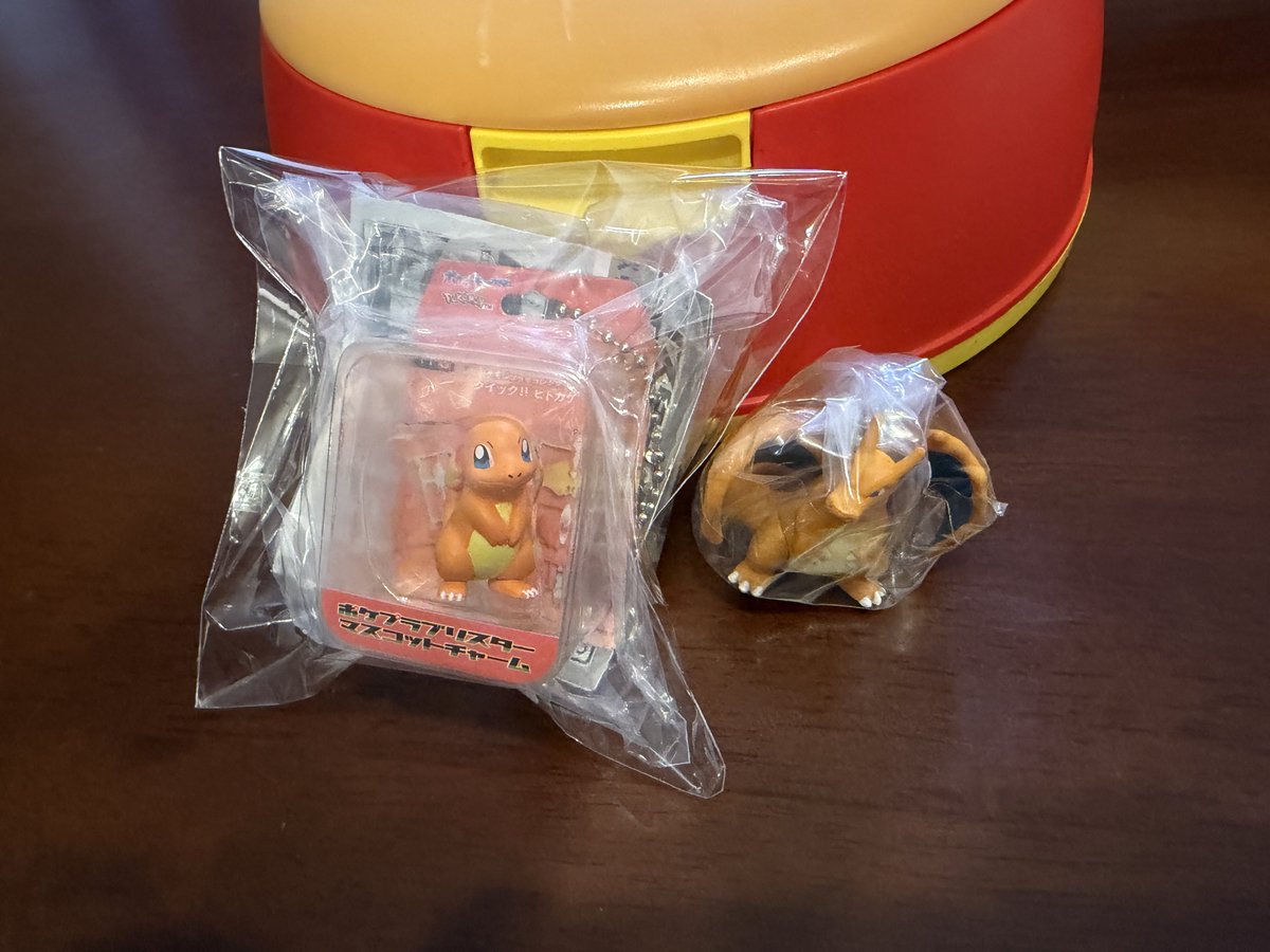 pokeMewtwo_tera's tweet photo. 子供達（妻）から早めの誕生日プレゼントもらった✨ https://t.co/Z4TbWECtuf