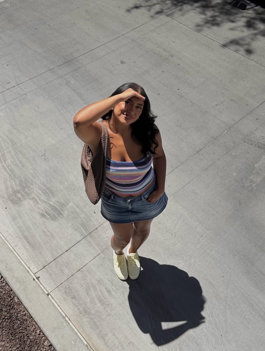 mcseala's tweet photo. ⠀⠀
ᅠᅠᅠᅠ
                       ➢ @.mcseala
                       ➢ nouveau média
ᅠᅠ                        
             “ this girl just wanna have sun ” https://t.co/TKLJjF8G3h