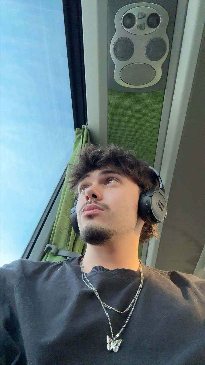 Mr.Worldwide tweet media
