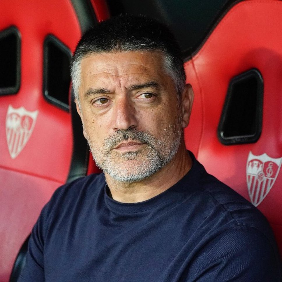 iamperonaa's tweet photo. 🚨 ÚLTIMA HORA | Según informa @mundodeportivo , el Elche CF mantiene negociaciones avanzadas con García Pimienta para convertirse en el sustituto de Eder Sarabia en el banquillo franjiverde

El técnico catalán es uno de los principales candidatos para liderar el proyecto ilicitano en Primera División