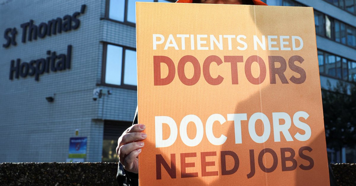 thewonkin's tweet photo. 3/4 MADRID &amp; BERLIN JOIN EUROPE’S HEALTHCARE REVOLT

Doctors marched through Madrid demanding shorter workweeks, better staffing &amp; protection from overtime under Spain’s healthcare reforms

Meanwhile in Berlin, Germany’s Marburger Bund union is threatening strikes

#ジャムフェス https://t.co/j9BJXshxxl