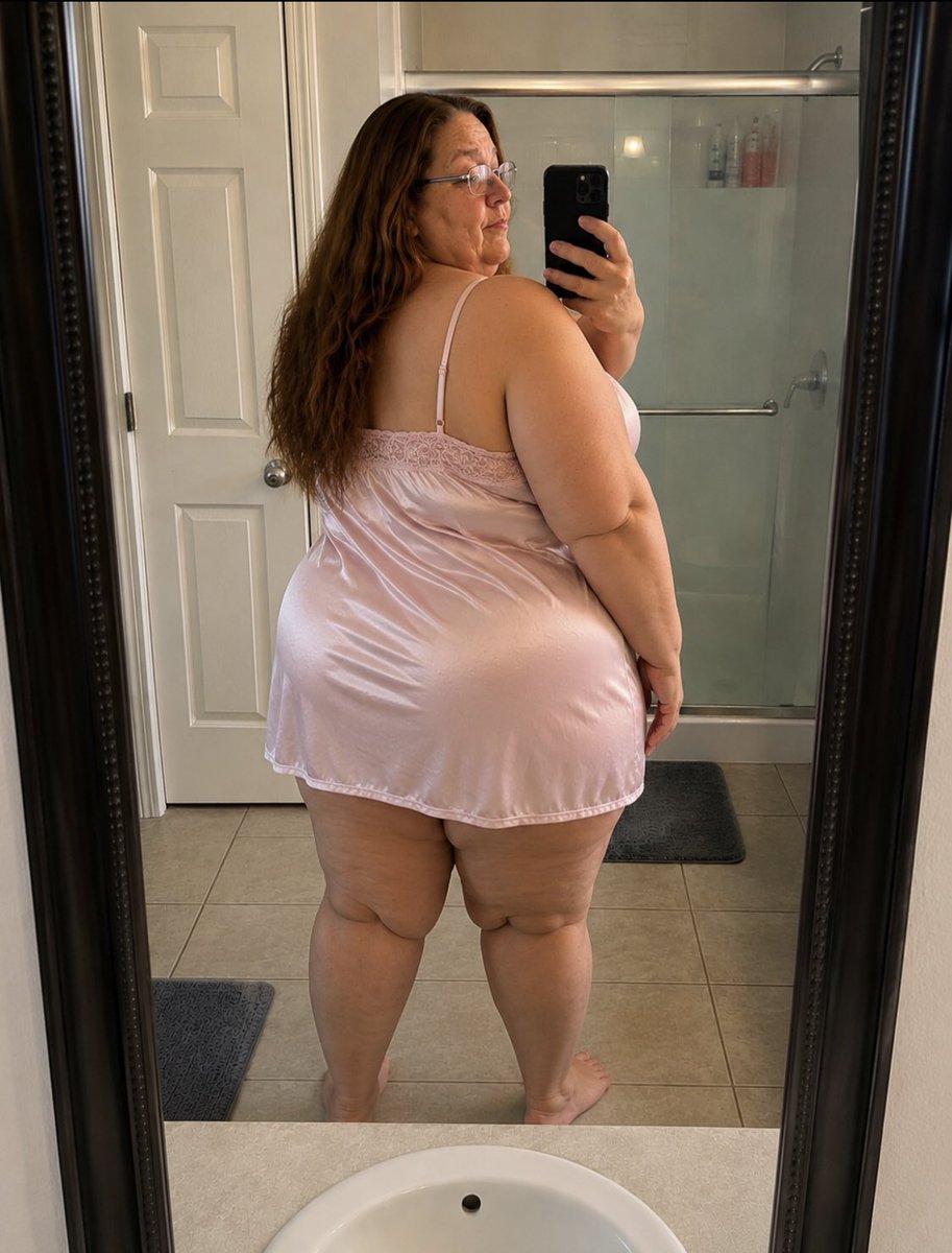 penneyAdamtp's tweet photo. I heard you love my ass...   

True or false? https://t.co/QI8eaB5jOz