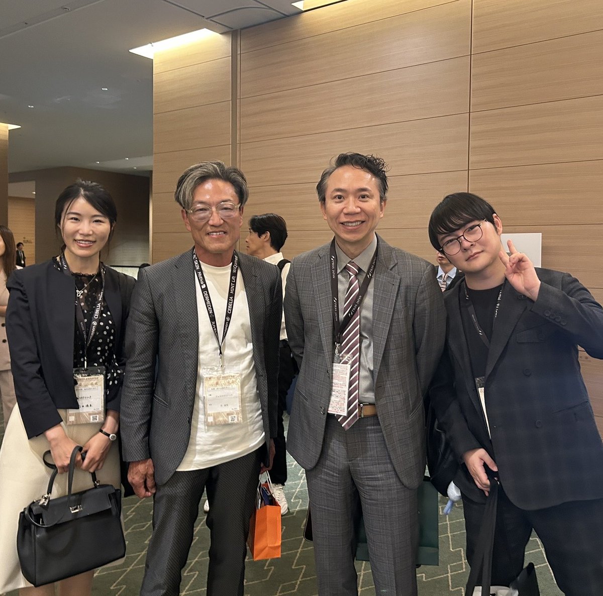 primoclinic's tweet photo. 昨日、本日とJSAS美容外科学会に参加してきました。

新しい情報も得られましたので、明日からの診療にしっかりと活かしていきます。

写真は、ヴェリテクリニックの李先生、前田先生、崔先生と一緒に撮らせていただきました。 https://t.co/H1JIzEp41S
