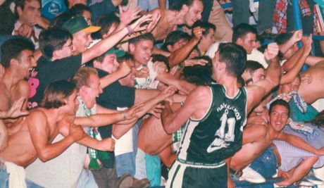 PapatzonX's tweet photo. Αγαπάμε ότι σας πονάει...💪☘️
#paobc https://t.co/k11hAoeiMt