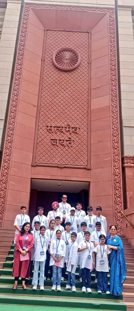 LokSabha_PRIDE's tweet photo. Study visit to the Parliament House 🇮🇳 by students and teachers of the Asian School, Ludhiana.

The visit was organised by @LokSabha_PRIDE.

#ParliamentOfIndia #StudyVisit #TAS #Ludhiana @loksabhaspeaker @mpa_india @EduMinOfIndia @sansad_tv https://t.co/chgx3yF4qo