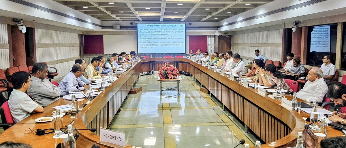 ianuragthakur's tweet photo. Today, the Standing Committee on Coal, Mines & Steel held in-depth oral evidence sessions with senior officials from the @MinesMinIndia Ministry of Mines and NITI Aayog @NITIAayog on “KABIL: India’s Quest for Global Critical Minerals”.

Under the visionary leadership of Prime Minister Shri @narendramodi Ji, India is advancing the National Critical Minerals Mission (NCMM) to secure self-reliance in critical minerals, reduce import dependence, and strengthen supply chains for energy transition, technological advancement, and Viksit Bharat 2047.

@Kabil_india Khanij Bidesh India Ltd, is playing a pivotal role in securing strategic minerals for India’s energy transition, technological advancement and Atmanirbhar Bharat vision.

Fruitful discussions took place on enhancing overseas mineral acquisitions, supply chain resilience and long-term mineral security of the nation.