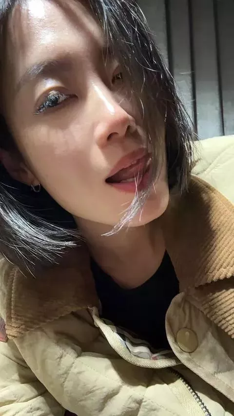 mn15511's tweet photo. 認真問一下 👀
有人是在 45 歲之後才找到真愛的嗎？ https://t.co/oetqJ2fM4R