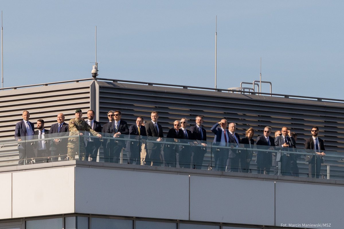 Tsahkna's tweet photo. A strong display of maritime vigilance and allied capability in Gdynia today during the Council of the Baltic Sea States ministerial session.

#CBSS 

🇵🇱🇩🇪🇩🇰🇱🇹🇱🇻🇪🇪🇫🇮🇸🇪🇳🇴🇮🇸🇪🇺 https://t.co/MRQXm2yT42