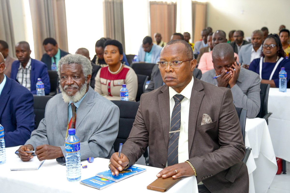 OmbudsmanBI's tweet photo. Au nom de la Coordonnatrice résidente des @UN au #Burundi, la Représentante résidente du @PNUDBurundi a salué le leadership de l’Ombudsman. Selon elle, l’Institution s’affirme comme « un pilier de l’Etat de droit » au service de la dignité et du progrès des Burundais. https://t.co/Nl35XEdIBx