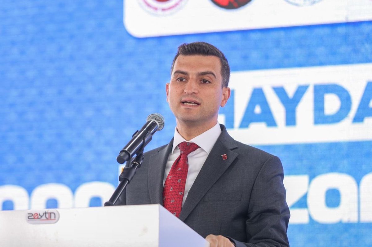 TC_imranli's tweet photo. İlçemize yapılan kapalı pazar yeri hizmete açıldı.AK Parti Grup Başkanı Sn. Abdullah Güler,Vali Vekilimiz Sn. Halil İbrahim Yeşilyurt,Sivas Milletvekili Sn. Hakan Aksu, Kaymakamımız Sn. Fatma Bayalan, Belediye Başkanımız Sn. Ali Ürek ve çok sayıda vatandaş katıldı. https://t.co/ZI1nFCBZEX