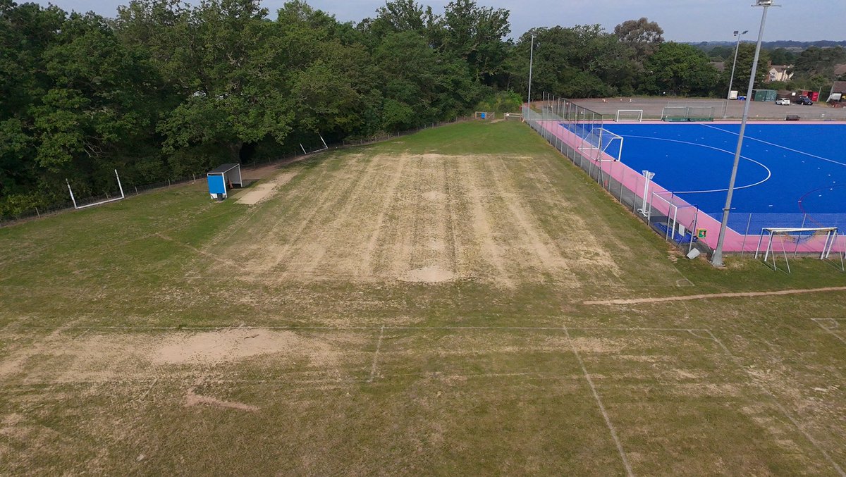 grasslad's tweet photo. And that’s a wrap, 140 ton of sports sand spread over 4 pitches for youth football.A little more in the high wear areas due to pitches marking inside others. 

Great people doing their best for #grassrootsfootball 👏🏼

Absolute pleasure gentlemen🌱👍🏼

@OriginAmenity 
@wearetheGMA https://t.co/Uqki6QdZkT