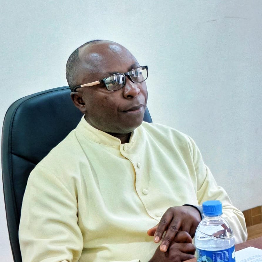 RwandaCejp's tweet photo. Now, CEJP Rwanda is presenting, through his project titled “Building Resilient Families and Positive Digital Cultures for GBV Prevention in Rwanda,” a Family Support Guide to promote harmonious family relationships and prevent GBV in Rwanda.
#EndGBV #ViolenceFreeFamilies👩‍❤️‍👨 https://t.co/EmK6YHJefv