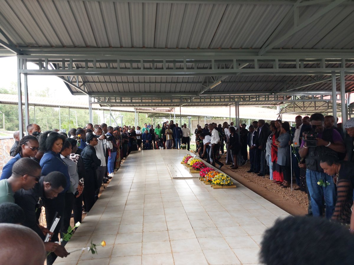 uphls's tweet photo. #Kwibuka32:Uyu munsi @uphls yifatanyije na @ncpdrwanda, @KicukiroDistrict, @NUDOR n’imiryango ihagarariye abantu bafite #Ubumuga mu kwibuka Jenoside yakorewe Abatutsi mu 1994, twibuka,twunamira abazize Jenoside, tuniyemeza gukomeza kubaka ejo heza harangwa n’ubumwe n’ubudaheranwa https://t.co/Wy14jeGRdO