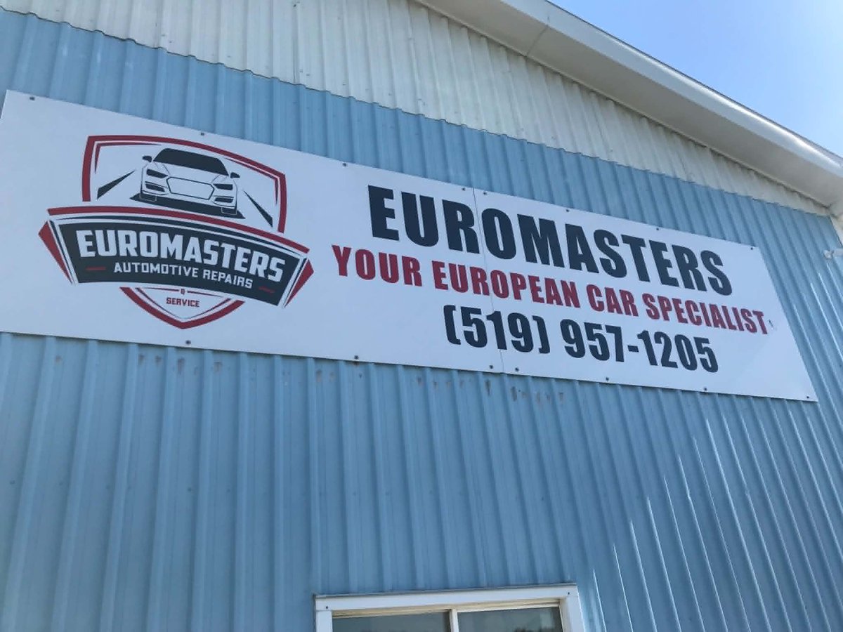 1071CJCS's tweet photo. Congratulations EuroMasters Stratford
Our Zehrs Donut Day Giveaway Contest winner
Enjoy the fresh baked donuts from Zehrs bakery and hot coffee from Stratford Starbucks. 
Head to https://t.co/slxQI5R7RU for our next nomination https://t.co/FlZnYwEVHm