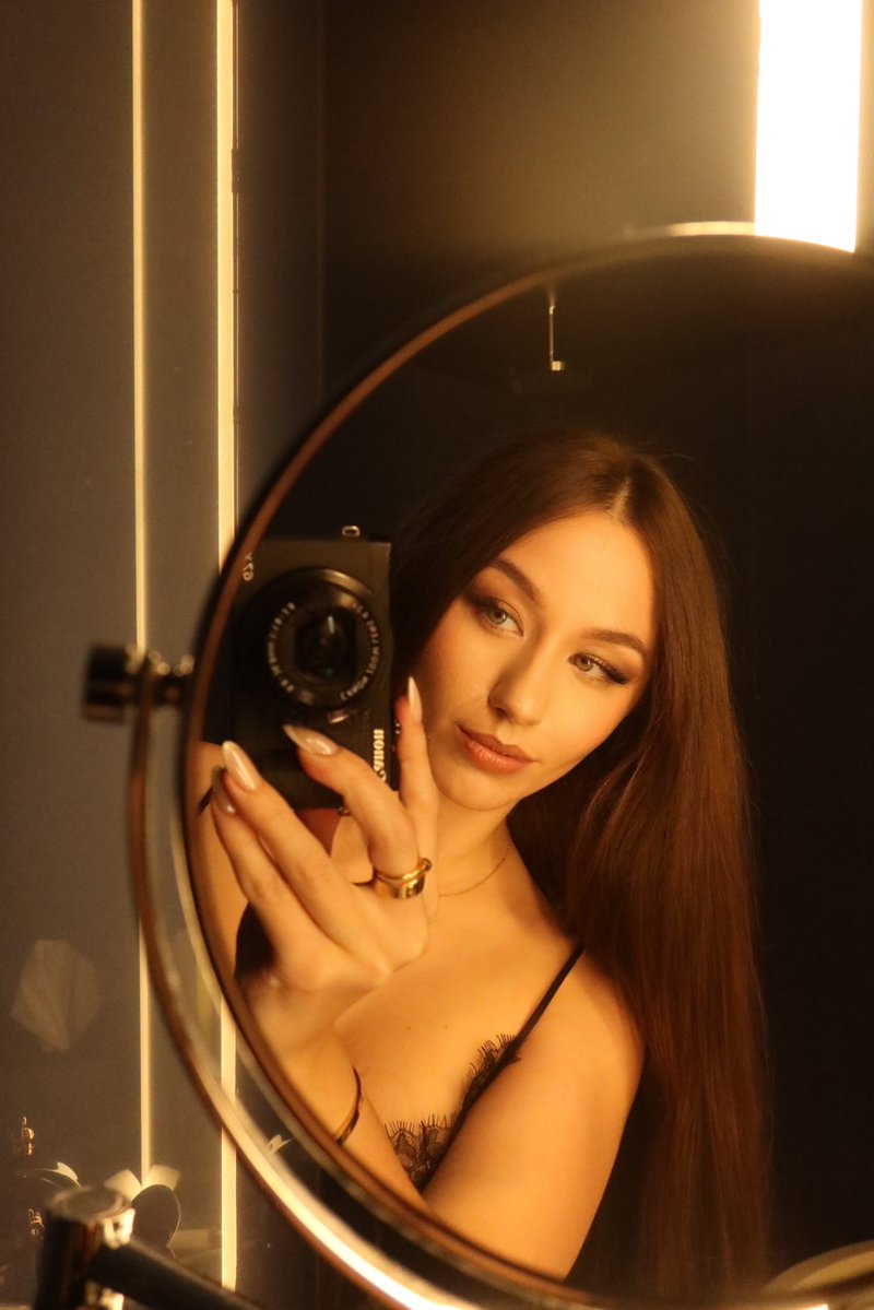 Goddess Grace 🖤 tweet media