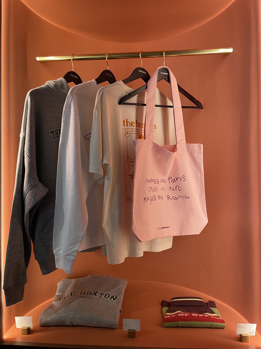 macysfields's tweet photo. 📍the hoxton lloyd https://t.co/ZhewUwGa4e