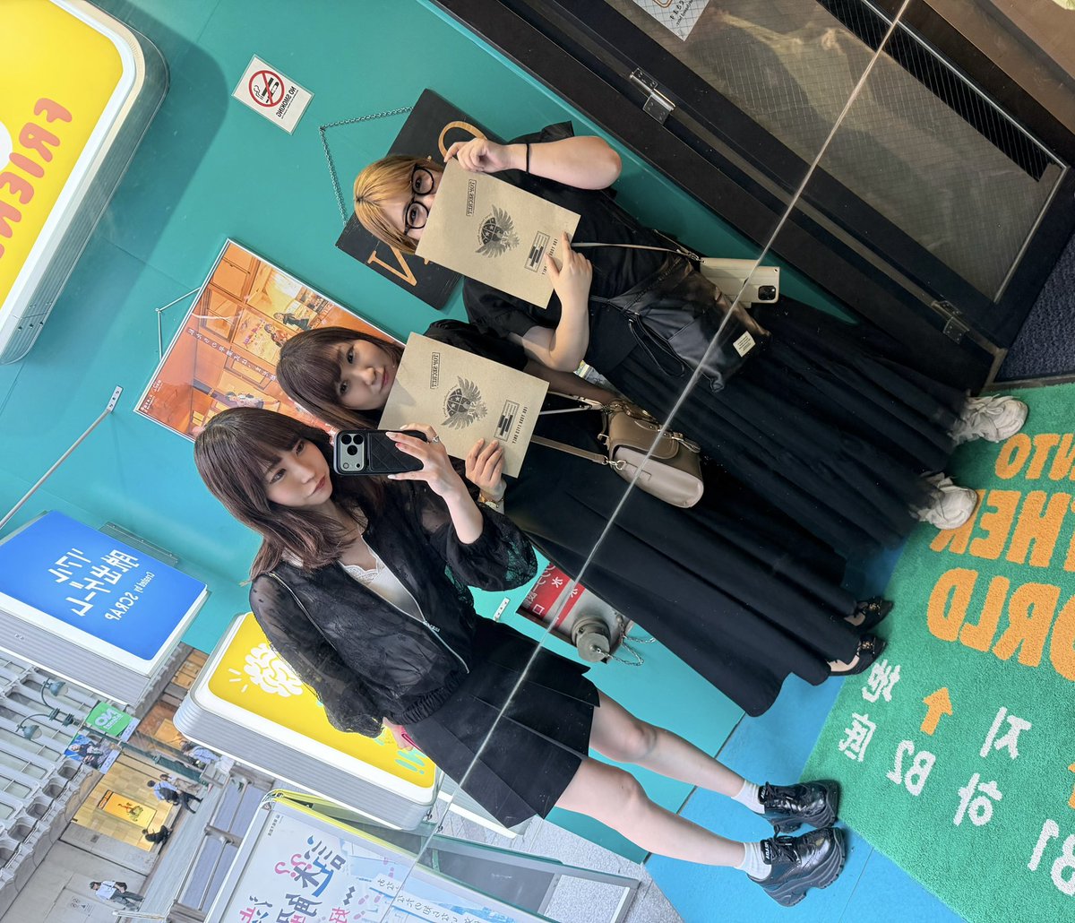gc_1515's tweet photo. 渋谷で気軽に遊べる
今日からスタートの
#スパイ脱出
先行体験してきました🕵️‍♀️

屋内周遊で人数制限なく
2時間くらいで遊べるので
当日ふらっと行きやすいのも◎

しかも平日は1700円！

丁度いい難易度で謎解き
あまりやったことない人でも
かなり遊びやすそう☺️デートにも♡

#リアル脱出ゲーム渋谷 https://t.co/TzfDWSoRmc