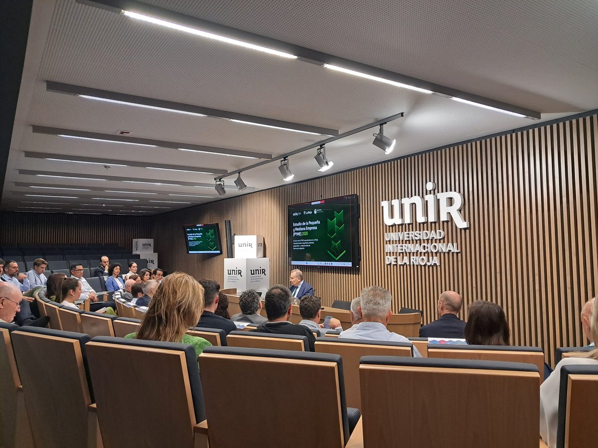 ClusterARIC's tweet photo. ARIC asisitió a la presentación del Estudio de la PYME exportadora en La Rioja 2025 📊

Un análisis sobre la internacionalización de las pymes riojanas y los factores que condicionan su actividad en mercados internacionales.

#LaRioja #PYMES #Internacionalización https://t.co/tpQ7ksz94V