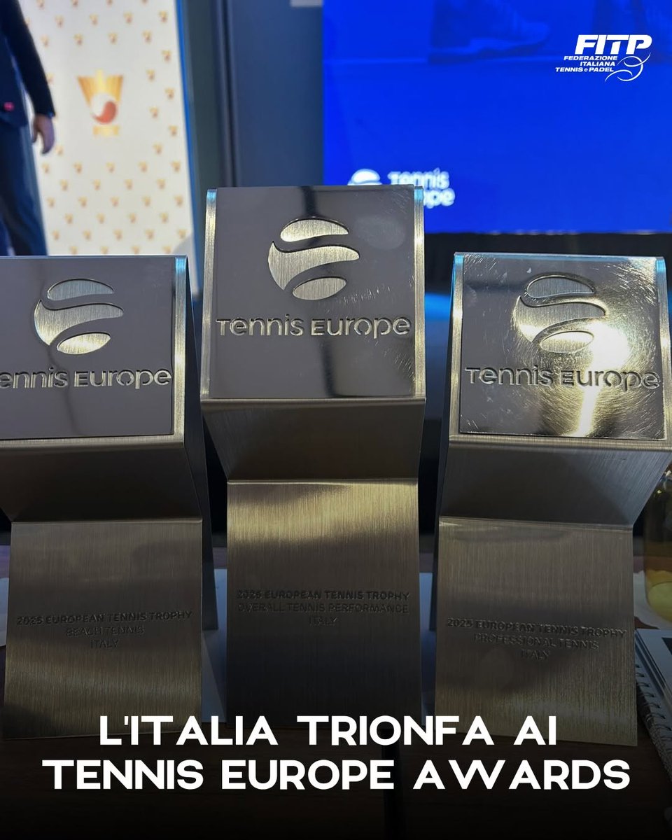 _federtennis's tweet photo. La Federtennis vince ancora una volta il premio come miglior nazione in assoluto ai  Awards, oltre a trionfare nelle categorie del tennis professionistico e del beach tennis https://t.co/mtF2a6R5Mw
