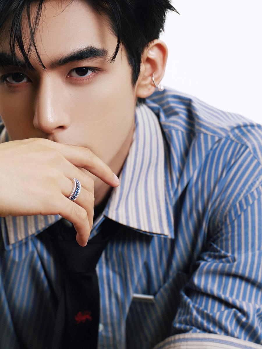 The1stLadies's tweet photo. 😭😭😭 หล่อแบบตะโกน! ตะโกนออกไปถึงนอกโลก ต้องบันทึกไว้ว่านี่คือสิ่งมหัศจรรย์อันดับที่ 8!! https://t.co/xI5IB1l6wa