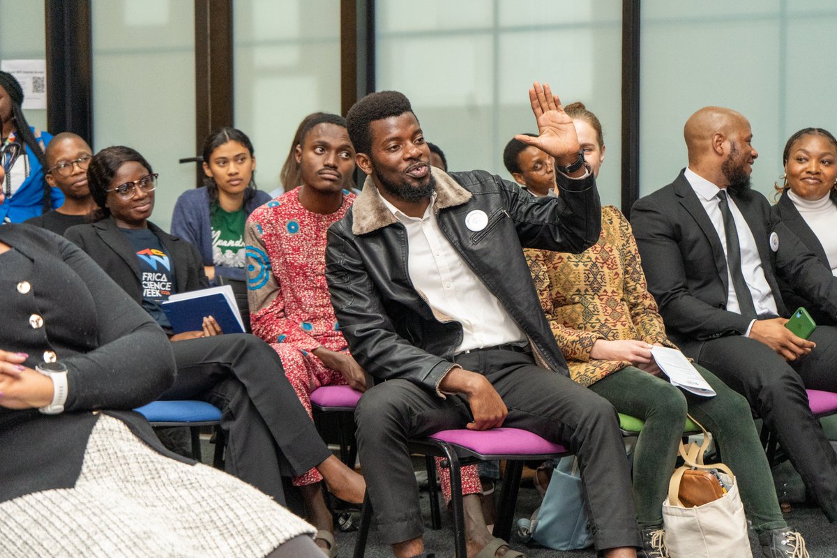 AIMSacza's tweet photo. 🌍 Africa Science Week 2026 | South Africa
On Monday, 25 May, students, researchers and scientists gathered at @AIMSacza  for discussions on science, society and inclusion.
#AfricaScienceWeek #ASW2026 #YoungAfricaWorks https://t.co/mSb9SF6fvx