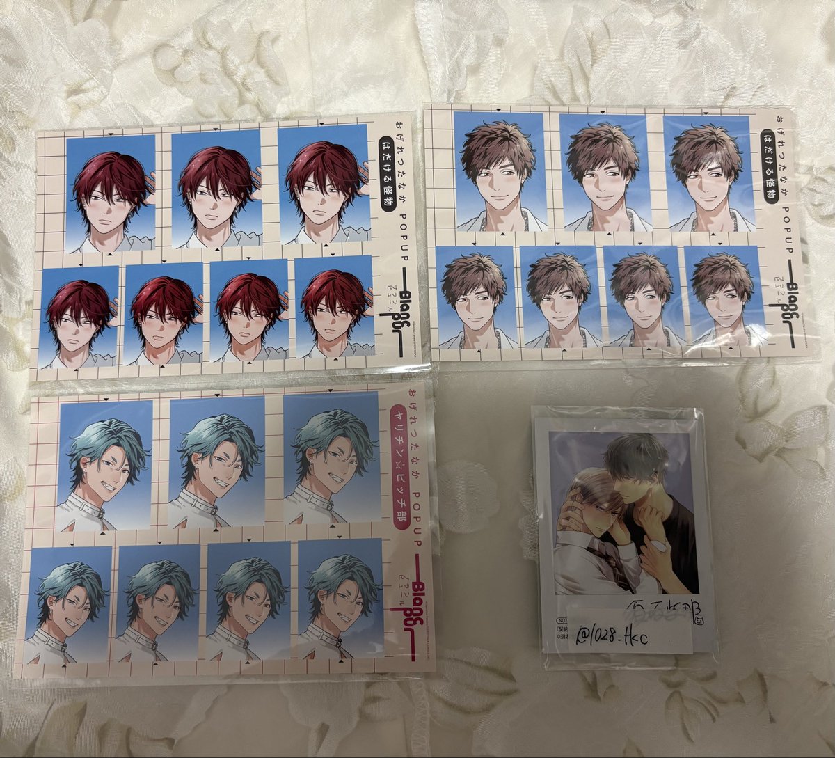 1028_tkc's tweet photo. 【交換】おげれつたなか POPUP Blanc pur ブランピュール ジュンク堂 購入特典 証明写真風カード

譲 画像参照
求 画像2枚目or上段のみ纏めて1000円+送料

大阪手渡しまたは郵送。
交換譲渡優劣はございません。
検索からもお気軽にお声掛けください。 https://t.co/gPOzm5udo3