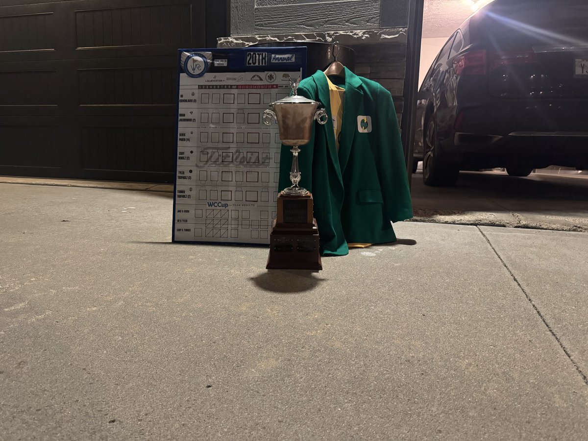 western_CC's tweet photo. And we are off to rd 1 at the Harvester. Bo is literally in the drivers seat after the Chip-in Challenge. https://t.co/S3UNtE1gaK