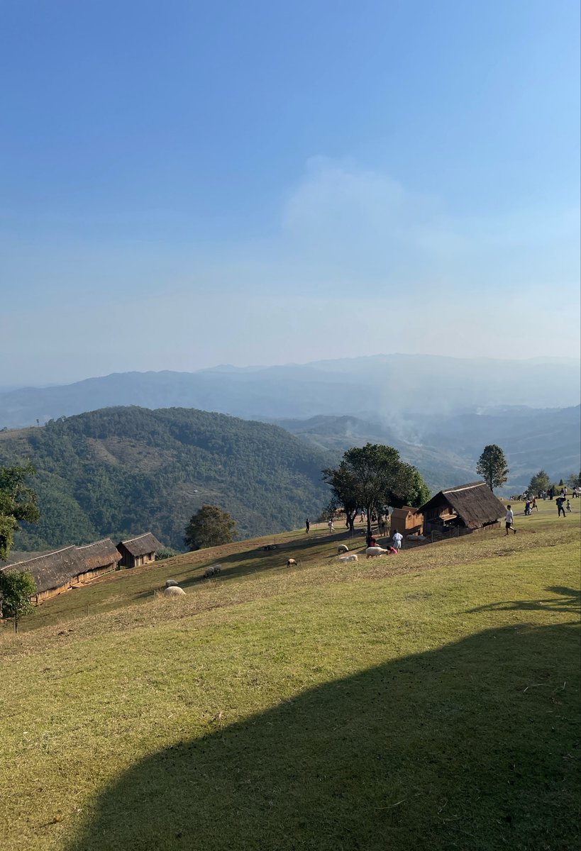 sincareex's tweet photo. miss chiang rai :/ https://t.co/p5OGYNyLQE