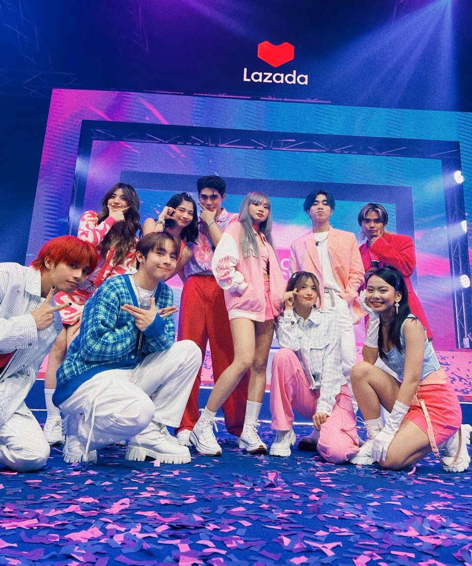 lotteluvrr's tweet photo. miss na miss ko na sb19 and kaia interactions 🥺

Happy CHARHIA DAY
CHARHIA our4ever
#LOTTEFoundHerSOPHOne
#CharHiaDay #CharHia
@KAIAOfficialPH #KAIA https://t.co/J6o34BgVDz