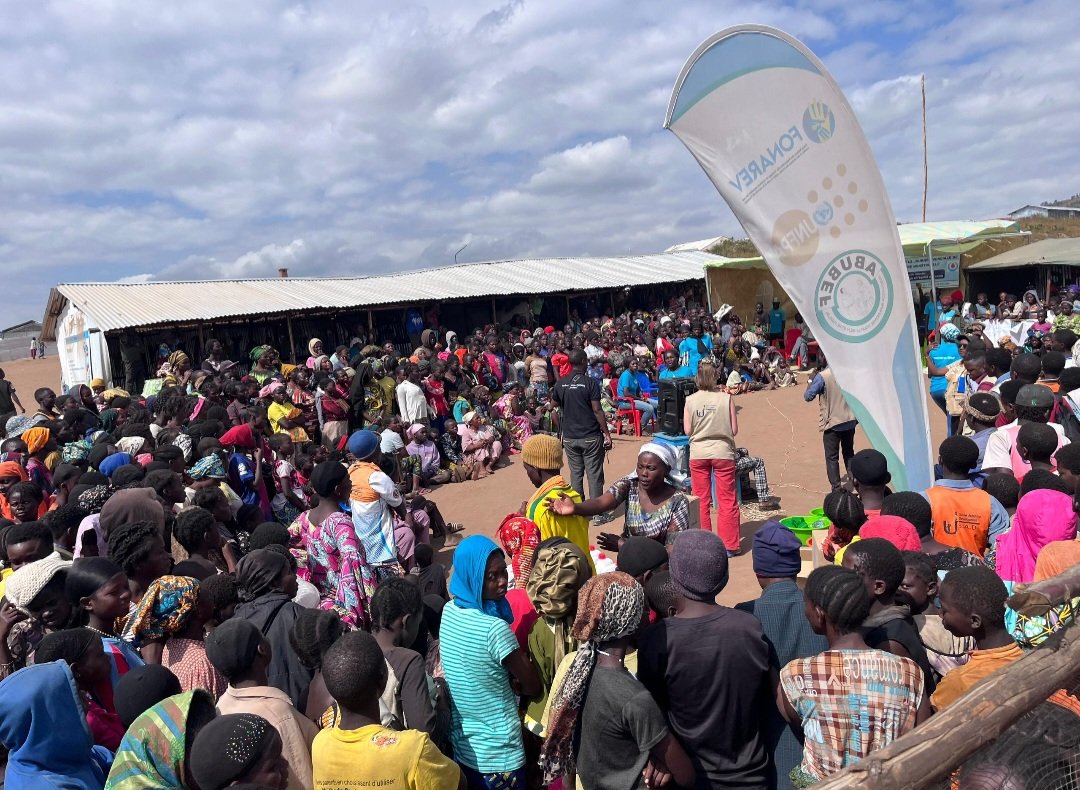 Sad_ngo's tweet photo. À l’occasion de la Journée Mondiale de l’Hygiène Menstruelle célébrée chaque 28 mai @Sad_ngo, en collaboration avec #ONPRA,@UNHCR_Burundi, @CatholicRelief, @ABUBEF avec l’appui matériel @food4thehungry, @Welthungerhilfe et #SEKA NAWE,a célébré cette journée au site Busuma
1/3 https://t.co/gOM9sVfXC1