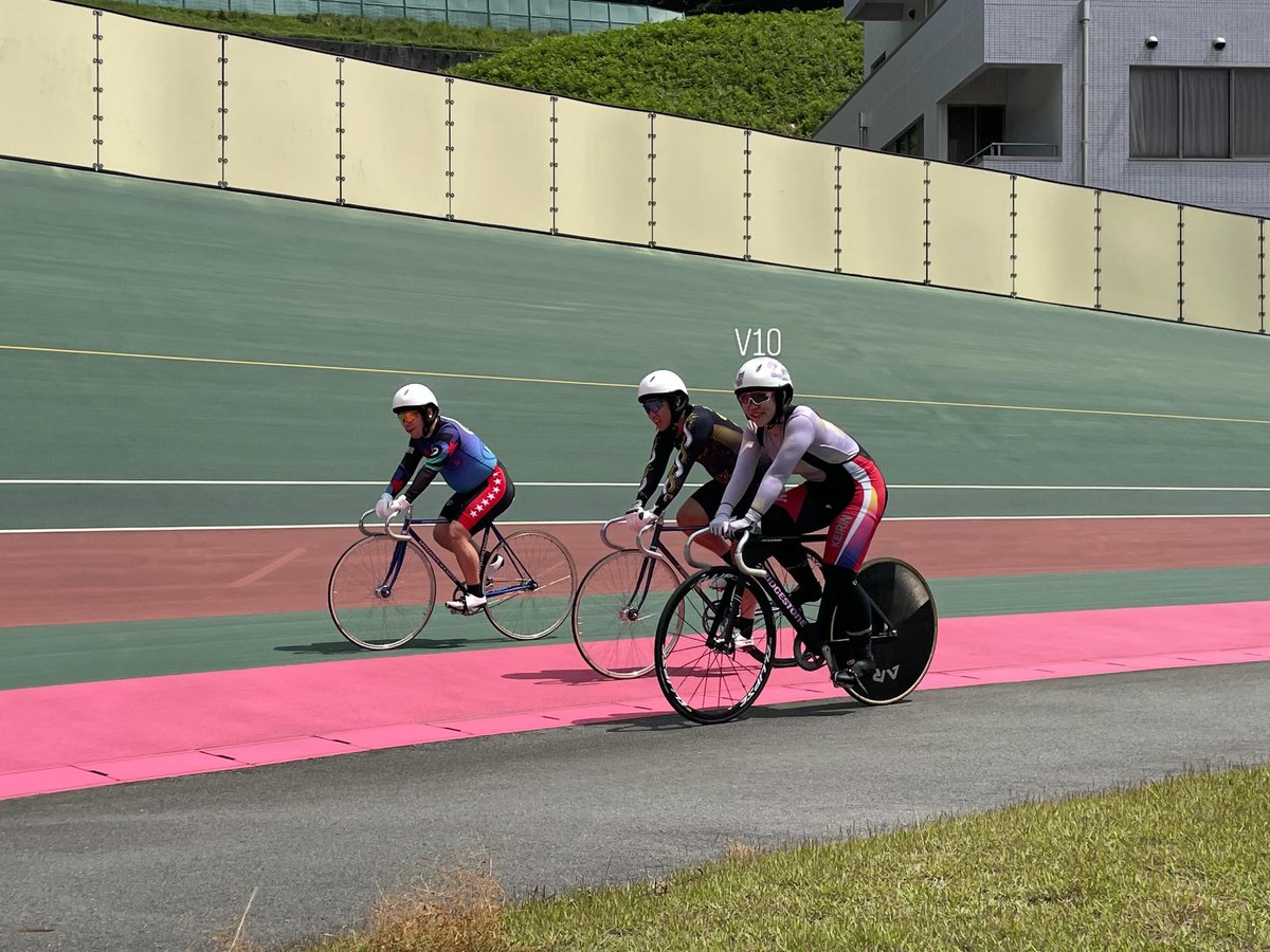YKeirin's tweet photo. 5月29日訓練日
今日はバイクでスピード練習をしました！
途中で弱音を吐いていましたが、最後まできっちりもがいてました！

#競輪　#防府　#訓練　#防府競輪 https://t.co/lS8e2QBoqj
