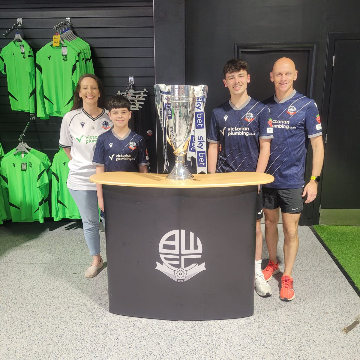 j_pos76's tweet photo. Playoff trophy photos and new strip launch #BWFC https://t.co/TtDLxo0zst