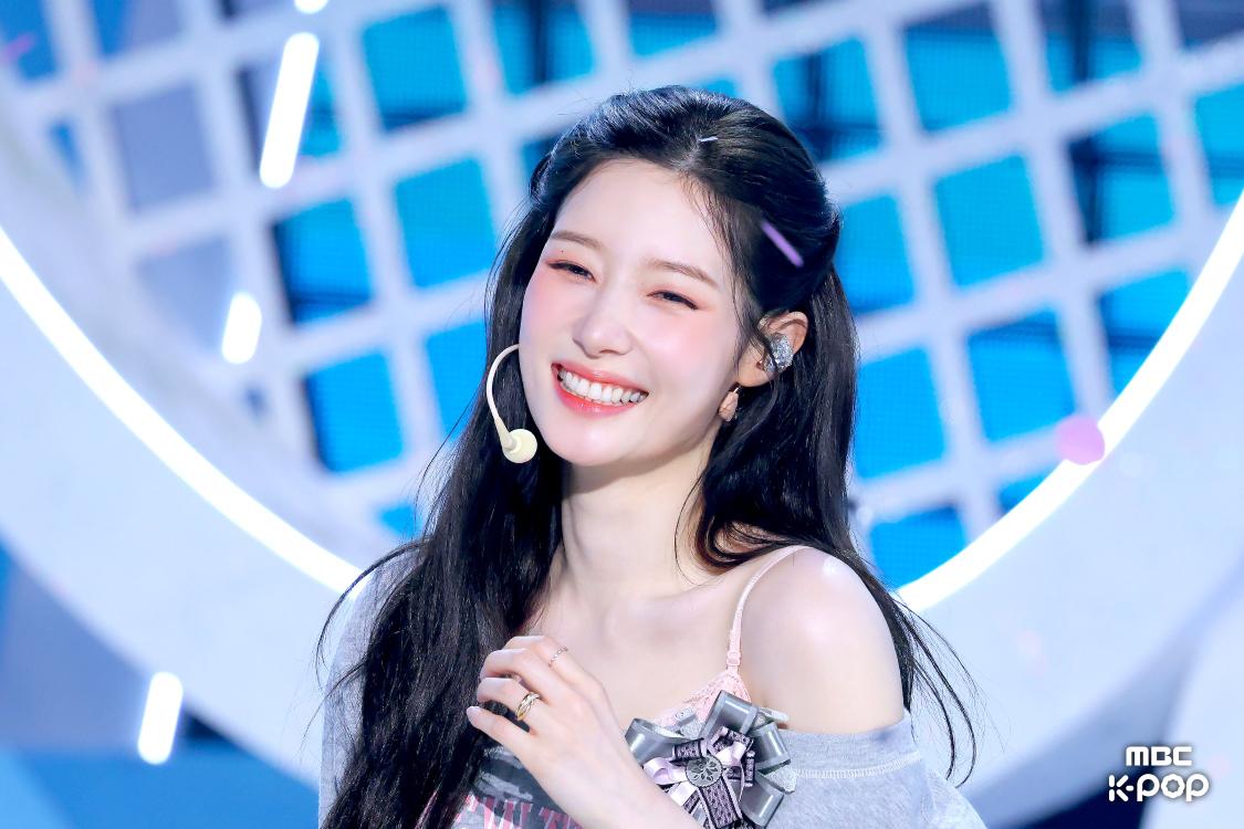 jung chaeyeon files tweet media