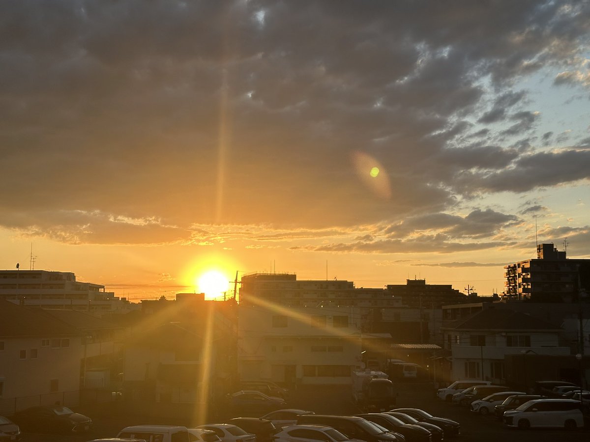 370Nabe's tweet photo. #Im_Abendrot https://t.co/Ea1a1bm9xq