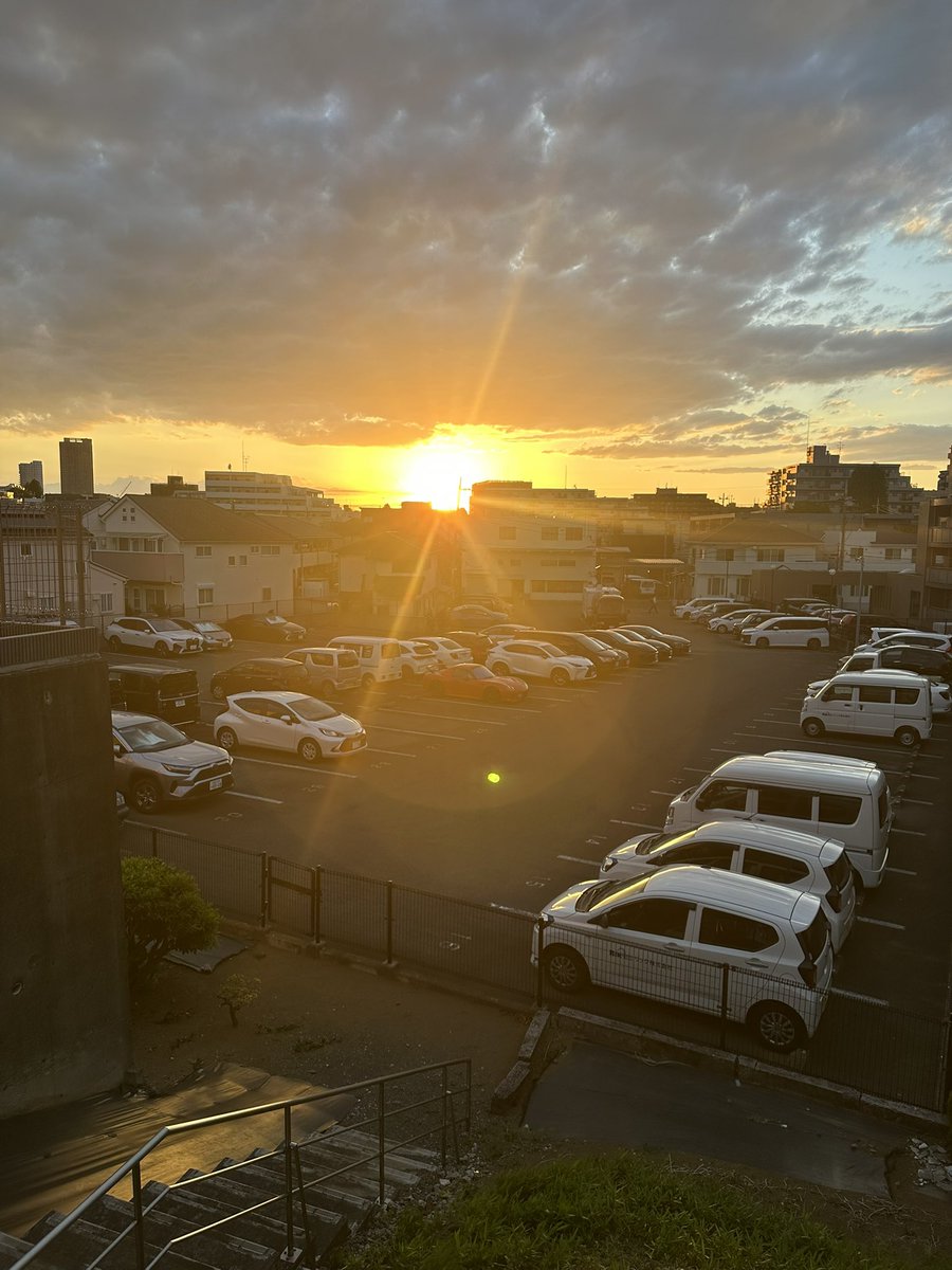 370Nabe's tweet photo. #Im_Abendrot https://t.co/Ea1a1bm9xq
