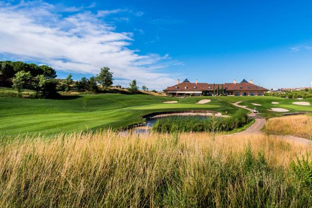 rfegolf's tweet photo. ℹ️ Llega 𝗧𝗵𝗲 𝗦𝗵𝗼𝘄𝗰𝗮𝘀𝗲 𝗦𝗽𝗮𝗶𝗻, el golpe decisivo para tu futuro.

El evento se celebrará del 28 al 30 de julio de 2026 en el Centro Nacional de Golf.
https://t.co/wfGnwGEVFr https://t.co/i908xetRQN