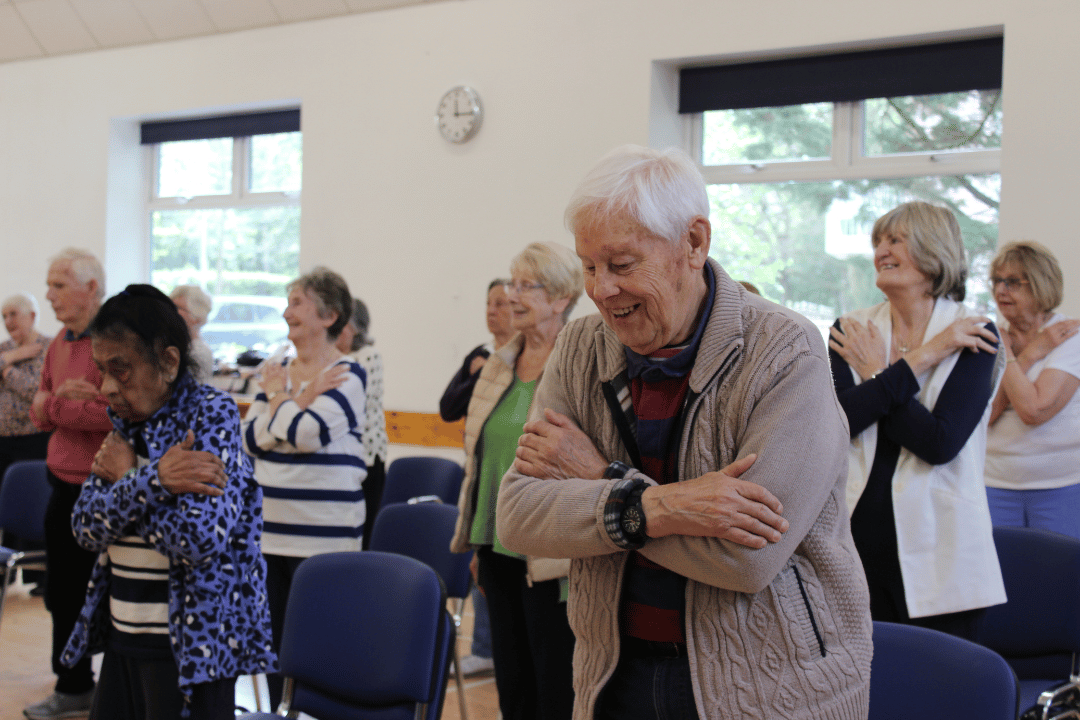 OneYouCE's tweet photo. Our Stand Strong programme is here to support gentle exercises, friendly sessions and guidance from our team, we’ll help you build strength, improve balance and feel more confident in everyday life.
 
You can refer yourself today: 0300 123 5026 or OneYouCE@everybody.org.uk https://t.co/AnW1x8Lz7R