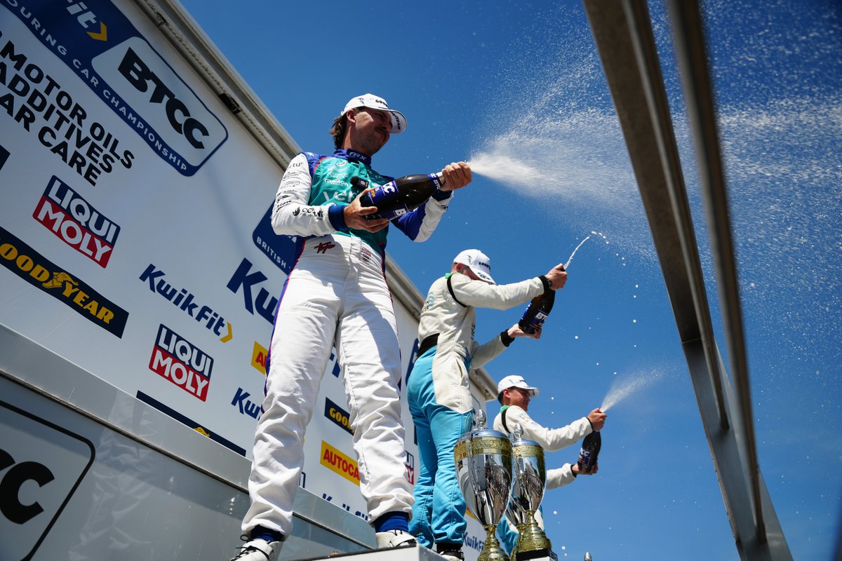 BTCC's tweet photo. 📰 Silverware all round for Team VERTU at Snetterton

"I honestly cannot believe what has happened... This is for everyone who has stuck by me and supported me. " - Hamilton

👉 Click here for more: https://t.co/4CBLLMjQ91

#BTCC https://t.co/yz3CvaDoHw