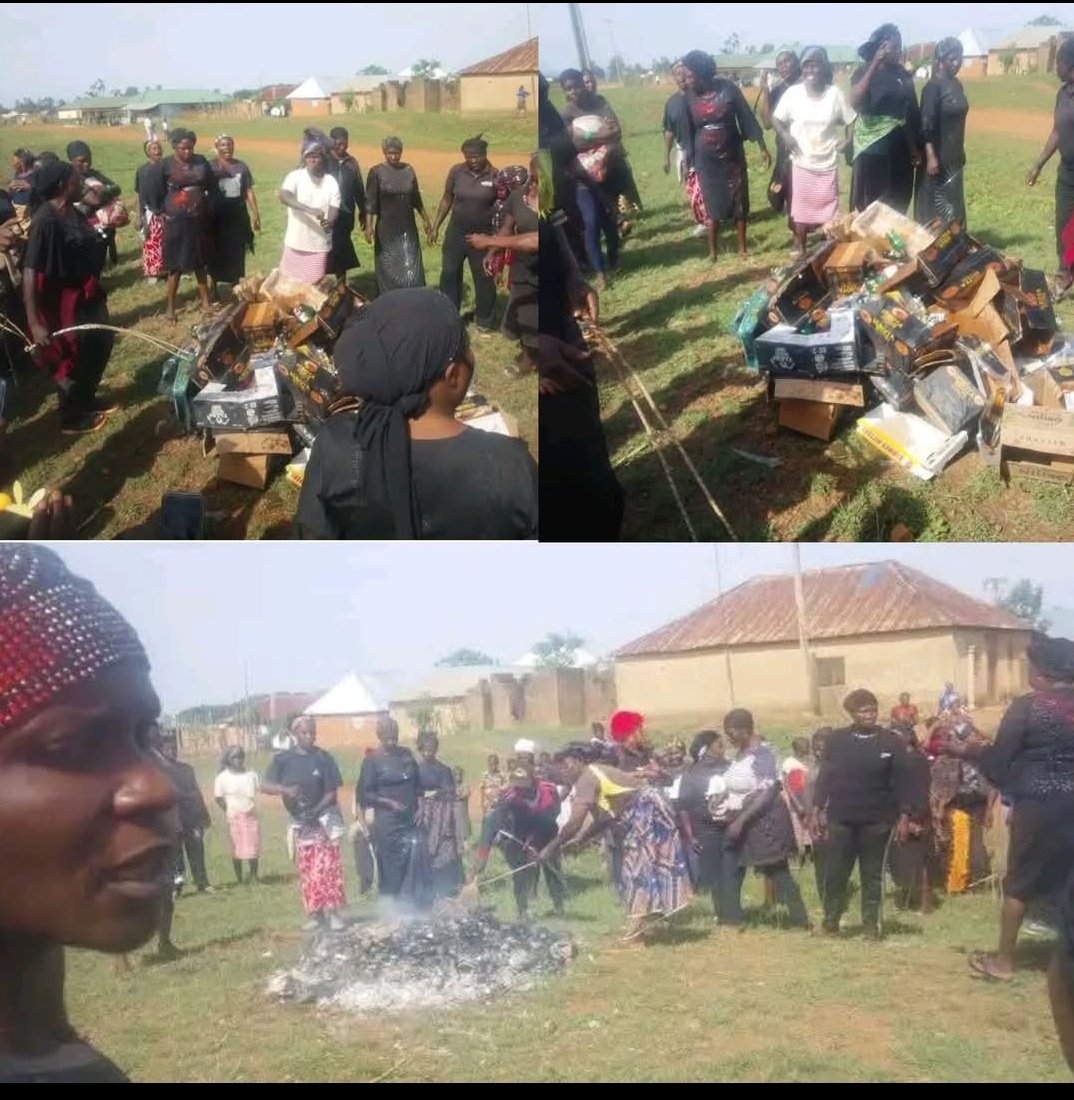 ana_herleemerh's tweet photo. No Going Back” — Christians Women of Jos South Destroy Alcohol Supply to Fight Substance Abuse

​In a dramatic bid to rescue their community from addiction, Christians women in  Plateau State intercepted and set fire to large stocks of beer and local intoxicants on Thursday.

The grassroots enforcement saw women searching local shops and destroying drinks like Chaskale/koskolo, which they argue are ruining the lives of their husbands and sons.
