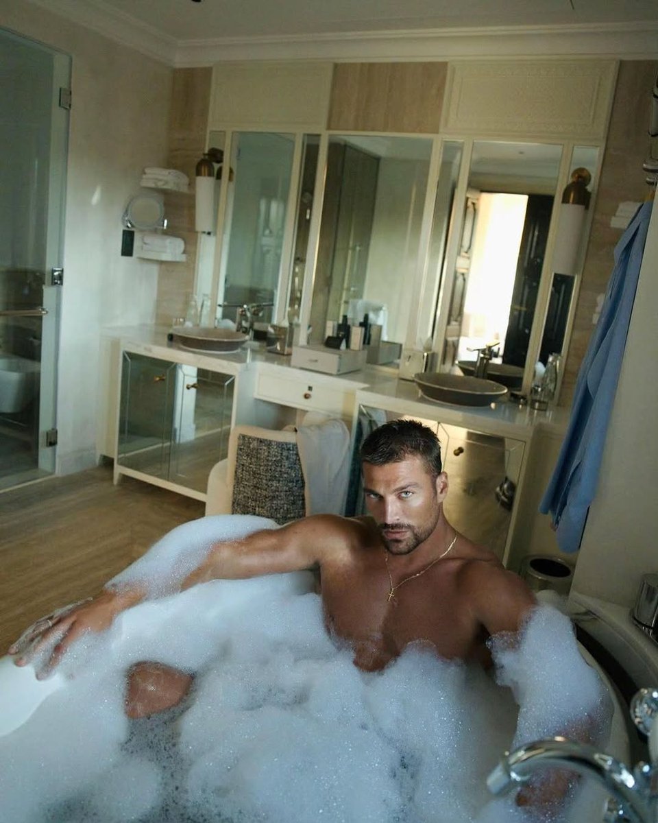Men40Model's tweet photo. Muy buenos dias https://t.co/izP6y3tZ4H