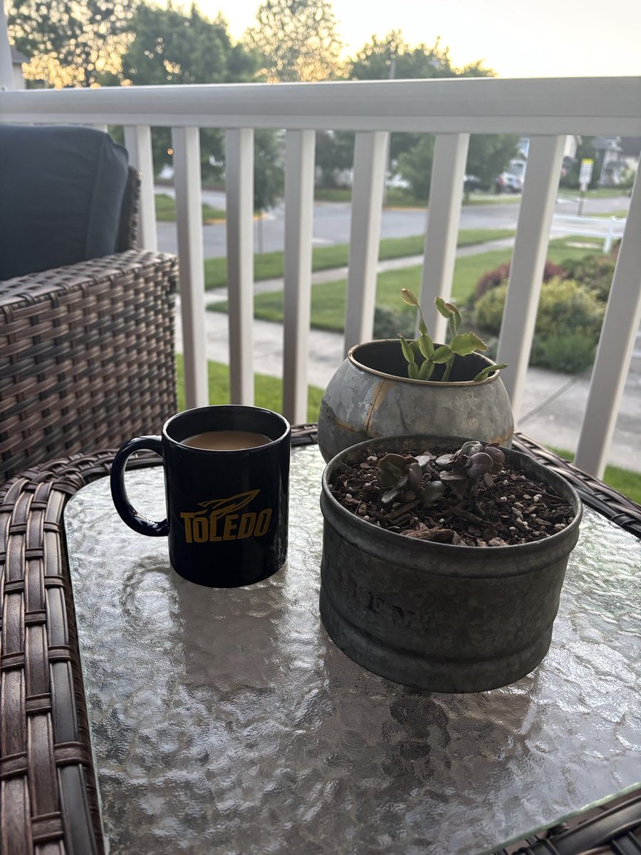KoryAllen's tweet photo. The calm before the storm… 

Unbelievable weekend coming up in Toledo, OH!! Some future 🚀’s will be on campus!! #GlassCity27 https://t.co/uz4eGlJMLo