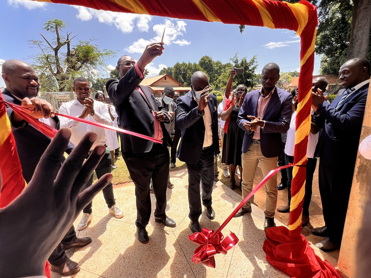 aic_ug's tweet photo. Today, Dr. Okwere Joseph, representing the PS MoH, officially launched the laboratory at Serere Hospital with support from CDC. This strengthens access to quality diagnostic services and reinforces efforts to improve healthcare delivery for communities in Serere and beyond https://t.co/i30dLWprID