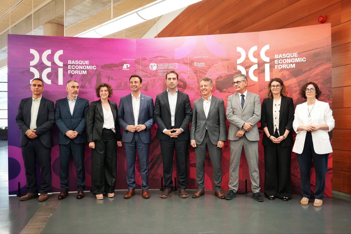 MikelTorresEJGV's tweet photo. 📊 En @Ekonomia_ejgv uno de los objetivos es bajar los grandes números a las pequeñas realidades.

🗣️ #BasqueEconomicForum nace con la ambición de ser referente en el debate económico y empresarial vasco. Un nuevo espacio de reflexión para acercar los datos a la ciudadanía. https://t.co/xY2bMngJOk