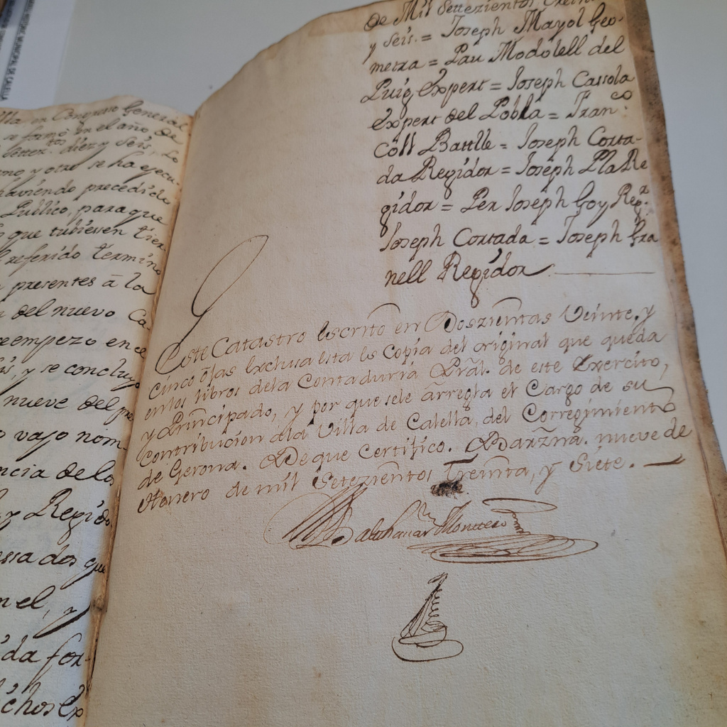 patcdiba's tweet photo. ☀️Bon dia amb el #patrimonideldia i #DiaInternacionaldelsArxius! L'Arxiu Històric Municipal de #Calella conserva el fons municipal, que comença al segle XVI, i també documents d'institucions, entitats o empreses i fons personals: ✅https://t.co/FZ7gGH2yVn @ajcalella @CulturaDIBA https://t.co/TZNQH74bln