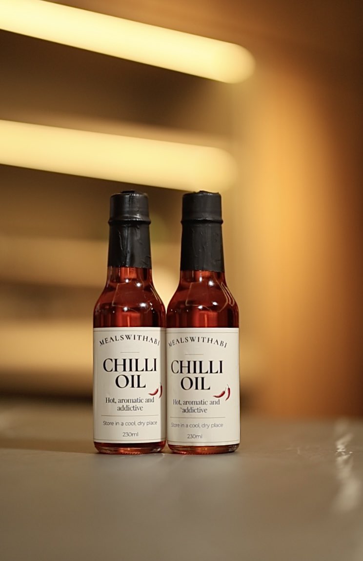 MealswithAbi's tweet photo. Have you met my babies 🥹? I started as a food blogger out of fun and 6years down I own my brand @flavorsbyabi Nigeria’s first brand bringing premium infused oils to Nigerian kitchens (please correct me if I’m wrong), i had no idea where life was taking me but one thing about me is wherever life takes me I find my way. As someone who is usually in her comfort zone to take this bold step? I sincerely don’t know who I am 😃. When the idea came to me, I just thought it will be one of those things you’ll make a batch and stop but 5months down we are growing instead. Thank you Jesus 

i don’t like to toot my horn (my close people know me for this) but I must say I am proud of me, I am very meticulous and detailed in all I do, everything you see is all ME (and the holy spirit of course). In my bed at night designing labels, branding, praying. 

Many times I ask myself who sent me 😫, being an entrepreneur is not for the faint hearted but I am grateful. This brand is here to stay in Jesus name.

You can purchase our range of products 
Chilli Crisp (Best Seller)
Chilli Oil 
Herb Oil
Garlic Oil

Thank you for this amazing and supportive community, I wouldn’t have dared to do this if I didn’t know I had your support. 🥹❤️