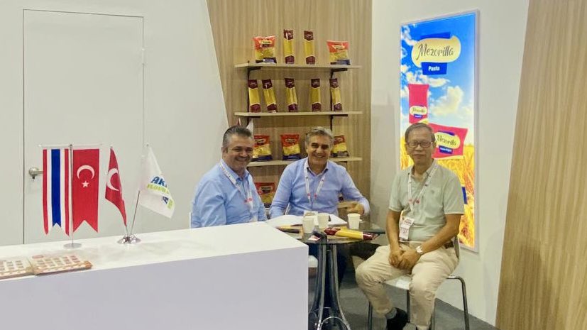 akhan_un's tweet photo. THAIFEX Anuga Asia 2026’nın 4. gününde, ziyaretçilerimizle verimli görüşmeler gerçekleştirmeye devam ediyoruz.

Standımıza gösterilen ilgi için tüm misafirlerimize teşekkür eder, yeni iş birlikleri için görüşmelerimizi sürdürdüğümüzü paylaşmaktan memnuniyet duyarız.

#akhan https://t.co/XUZsoXQNvG